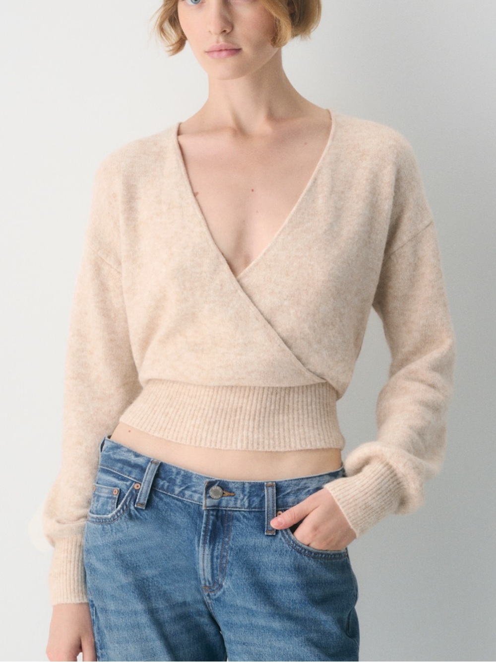 Aritzia Wilfred SoftSpoke Dear Wrap Sweater, Heather Light Oatmeal size small